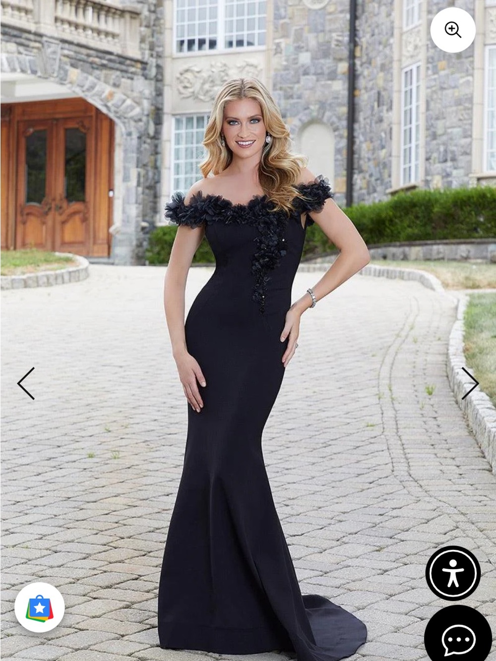 Elegant Black Off-the-Shoulder Mermaid Prom Dress with Floral Appliqué